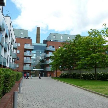 Bright & Spacious Double Bedroom With Ensuite And Concierge! Paid Parking Available London Kültér fotó