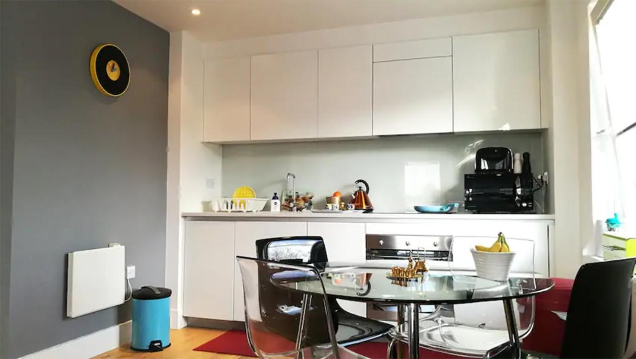 Bright & Spacious Double Bedroom With Ensuite And Concierge! Paid Parking Available London Kültér fotó